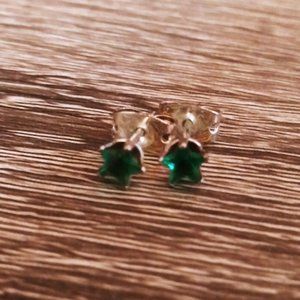 Star crystal earrings